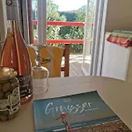 Hameau Des Cannisses Campsite