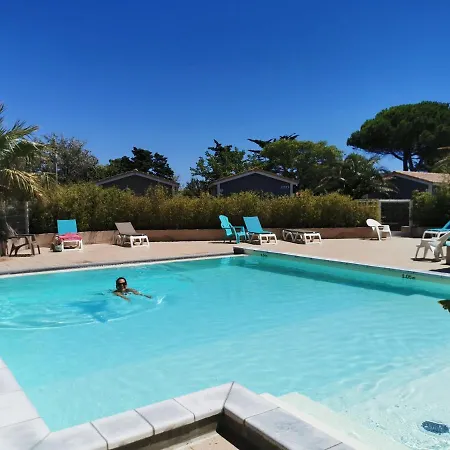 Hameau Des Cannisses 3*