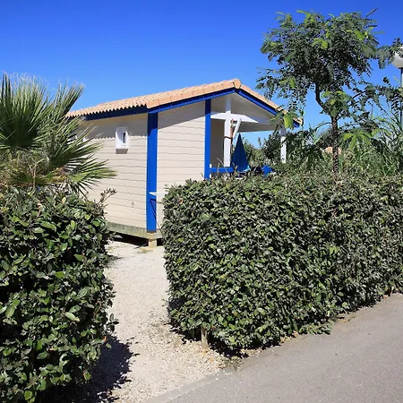 مكان تخييم Hameau Des Cannisses جرْويسا