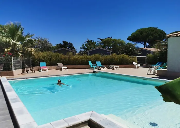 Hameau Des Cannisses 3*