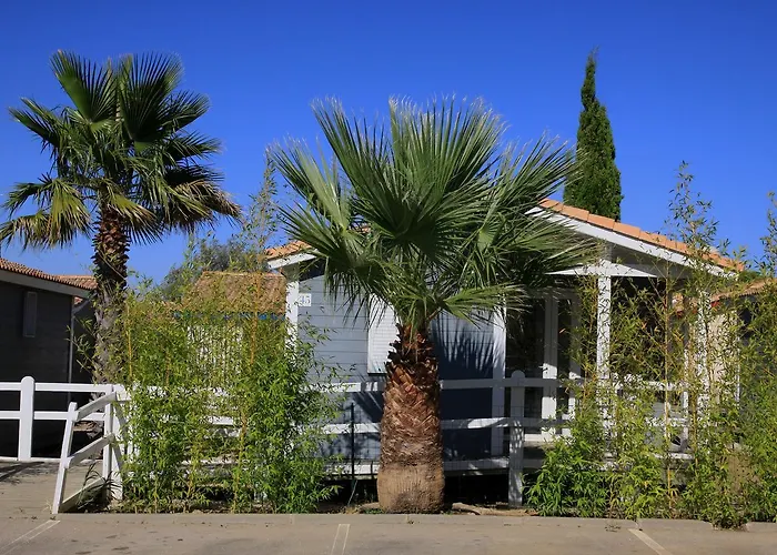 Κάμπινγκ Hameau Des Cannisses Gruissan