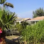 Camping Hameau Des Cannisses Gruissan